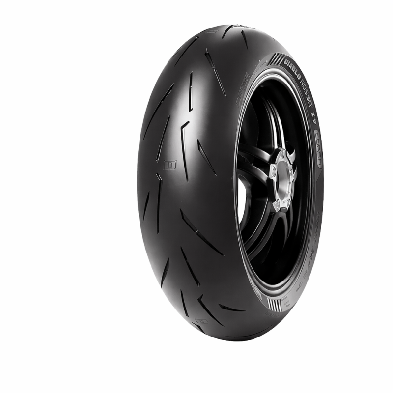 pneu arriere moto pirelli diablo rosso 4 Corsa en 150/60/17 66W
